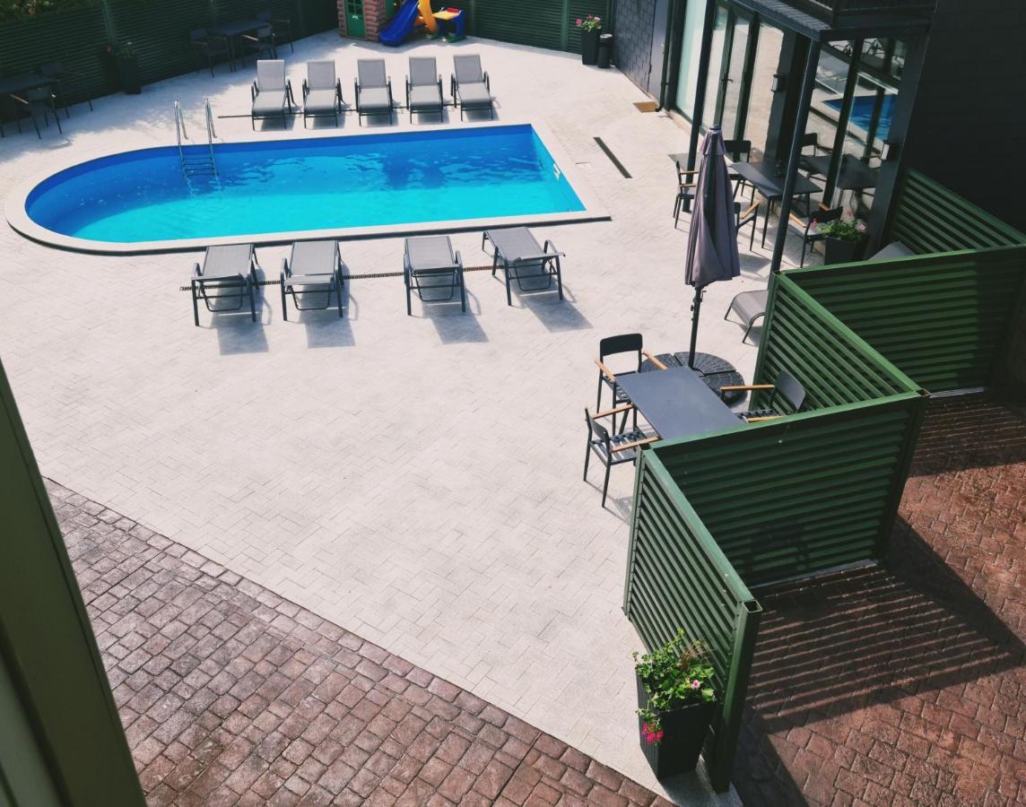 Hotel Medziotoju Kiemelis Palanga Exterior foto
