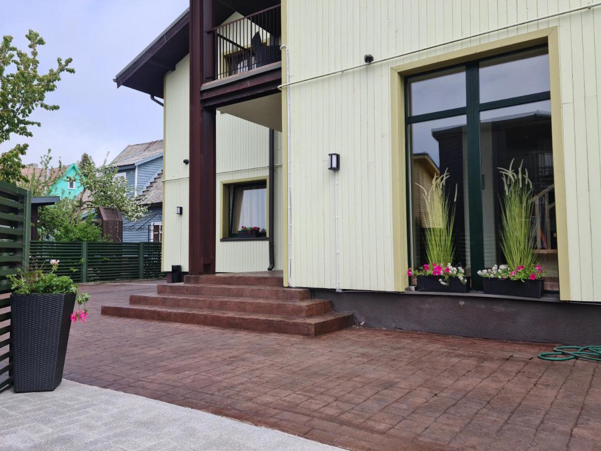 Hotel Medziotoju Kiemelis Palanga Exterior foto