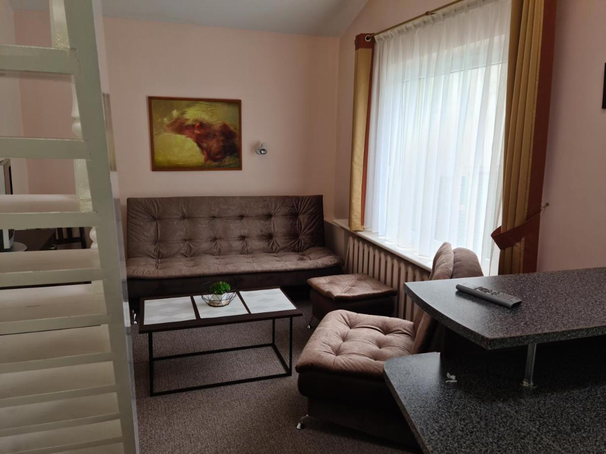 Hotel Medziotoju Kiemelis Palanga Exterior foto